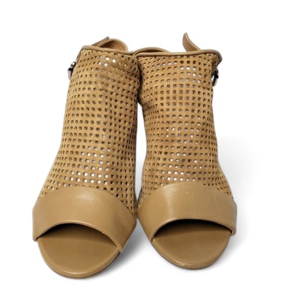 Tahari Eloise Perforated Suede Slingback Heels Women's Tan Peep Toe Bootie 7 - Picture 5 of 11